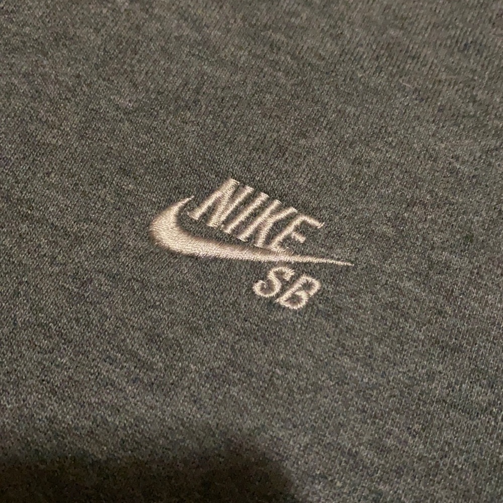 Y2K Nike SB Zipper Pocket Crewneck - Picture 5 of 8